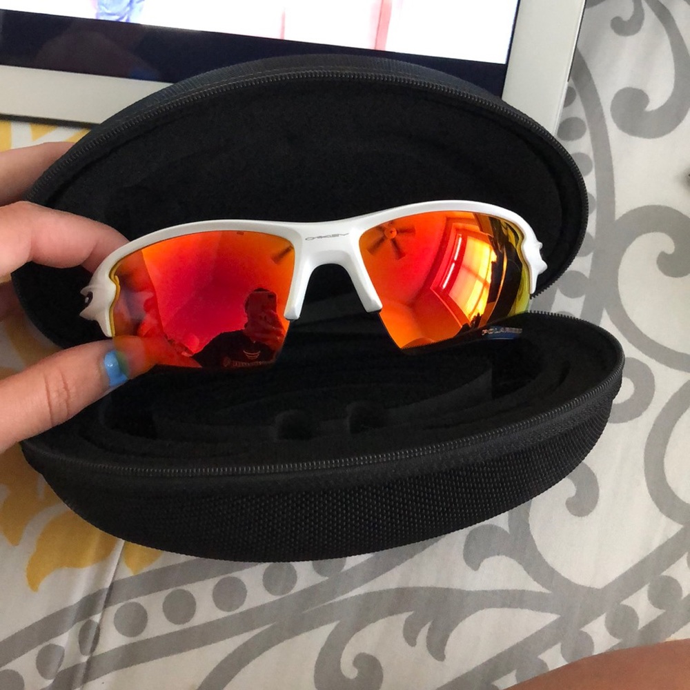 Oakley sport glasses & lens cleaning kit